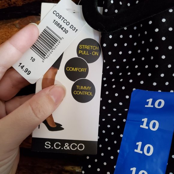 S.C. & Co. Polka Dot Tummy Control Pull-On Capris Size 10 - Picture 5 of 8